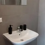 בית אירוח Nrv Twee-persoonskamer Met Gemeenschappelijke Keuken *