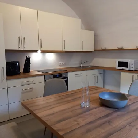 Alloggio in famiglia Nrv Twee-persoonskamer Met Gemeenschappelijke Keuken Möderbrugg