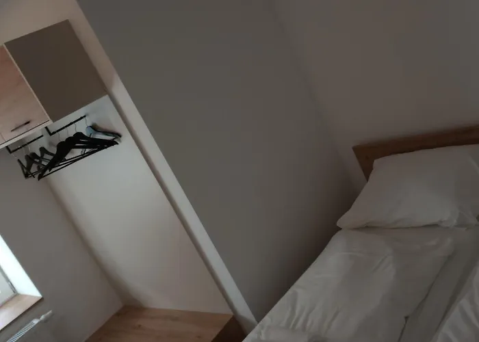 홈스테이 Nrv Twee-persoonskamer Met Gemeenschappelijke Keuken Möderbrugg