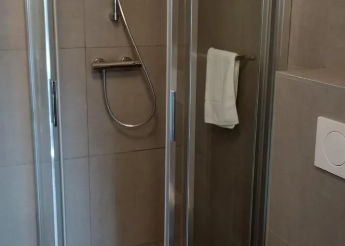 Nrv Twee-persoonskamer Met Gemeenschappelijke Keuken